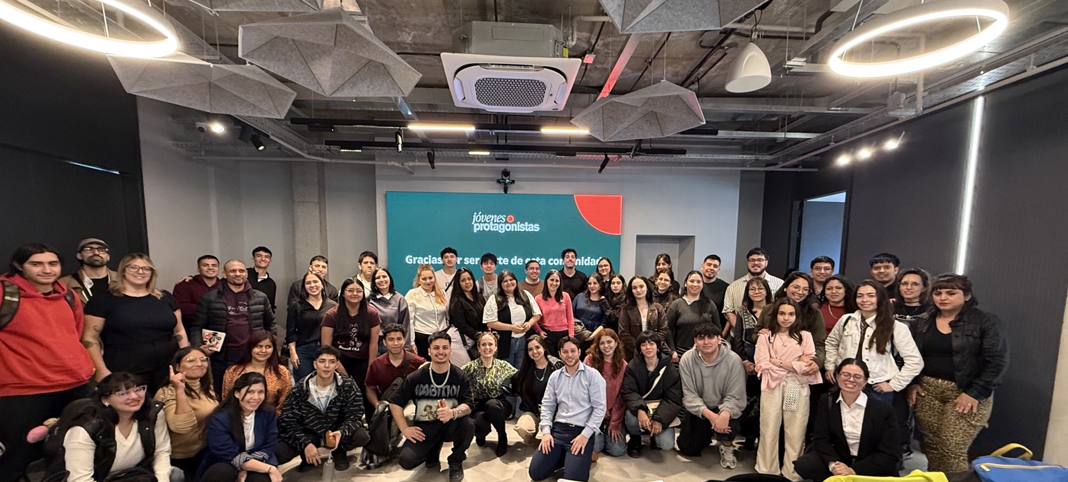 Foto grupal del cuarto encuentro de Jóvenes Protagonistas